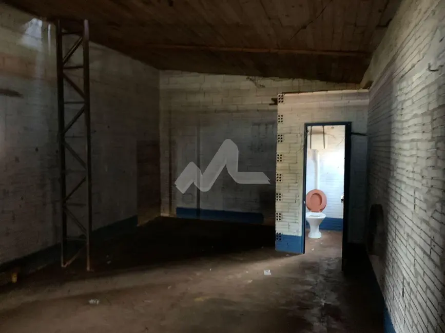 Armazém / Galpão à venda, 141m2 em Sede Alvorada - PR - imagem 4 Foto 4 de Armazém / Galpão à venda, 141m2 em Sede Alvorada - PR