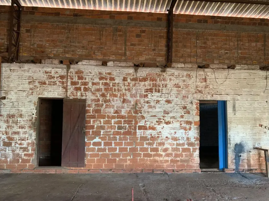 Armazém / Galpão à venda, 141m2 em Sede Alvorada - PR - imagem 5 Foto 5 de Armazém / Galpão à venda, 141m2 em Sede Alvorada - PR
