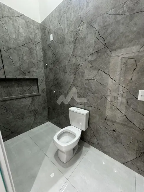Casa com 1 quarto à venda, 60m2 em Jardim Coopagro, Toledo - PR - imagem 8 Foto 8 de Casa com 1 quarto à venda, 60m2 em Jardim Coopagro, Toledo - PR