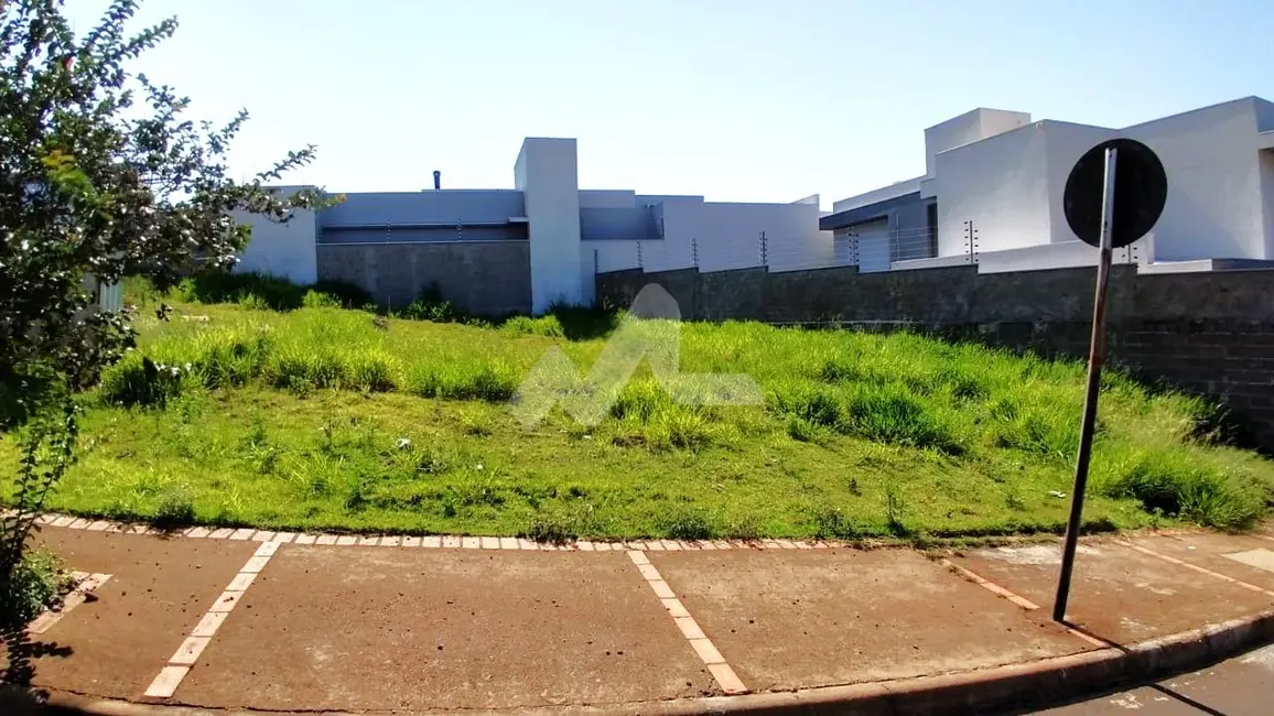 Terreno / Lote à venda, 362m2 em Centro, Toledo - PR - imagem 1 Foto 1 de Terreno / Lote à venda, 362m2 em Centro, Toledo - PR