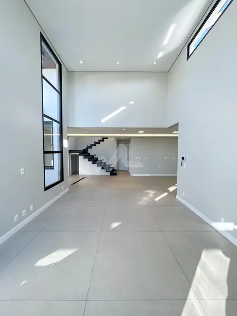 Casa com 1 quarto à venda, 212m2 em Jardim Pancera, Toledo - PR - imagem 7 Foto 7 de Casa com 1 quarto à venda, 212m2 em Jardim Pancera, Toledo - PR