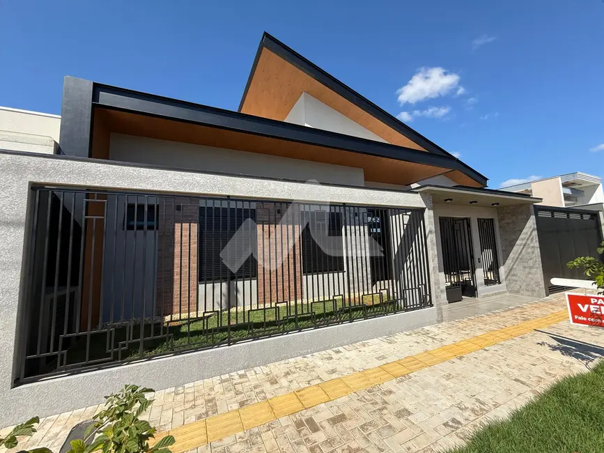Foto 4 de Casa com 2 quartos à venda, 142m2 em Jardim Gisela, Toledo - PR