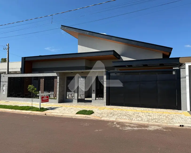 Foto 3 de Casa com 2 quartos à venda, 142m2 em Jardim Gisela, Toledo - PR