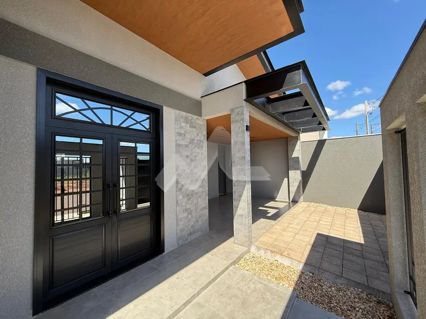 Foto 9 de Casa com 2 quartos à venda, 142m2 em Jardim Gisela, Toledo - PR