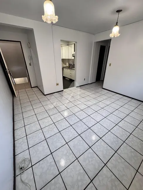 Apartamento com 2 quartos para alugar, 45m2 em Centro, Toledo - PR - imagem 6 Foto 6 de Apartamento com 2 quartos para alugar, 45m2 em Centro, Toledo - PR