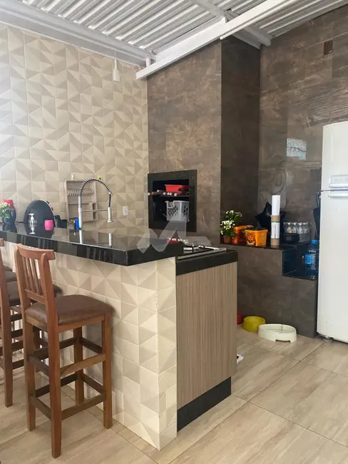 Foto 20 de Casa à venda em Jardim Gisela, Toledo - PR