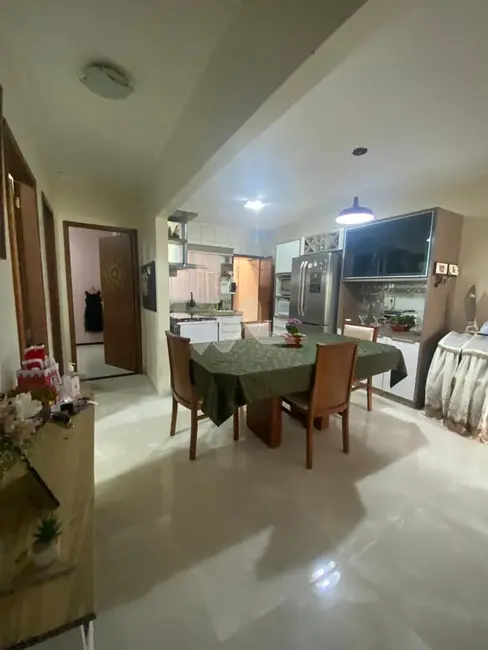 Foto 26 de Casa à venda em Jardim Gisela, Toledo - PR