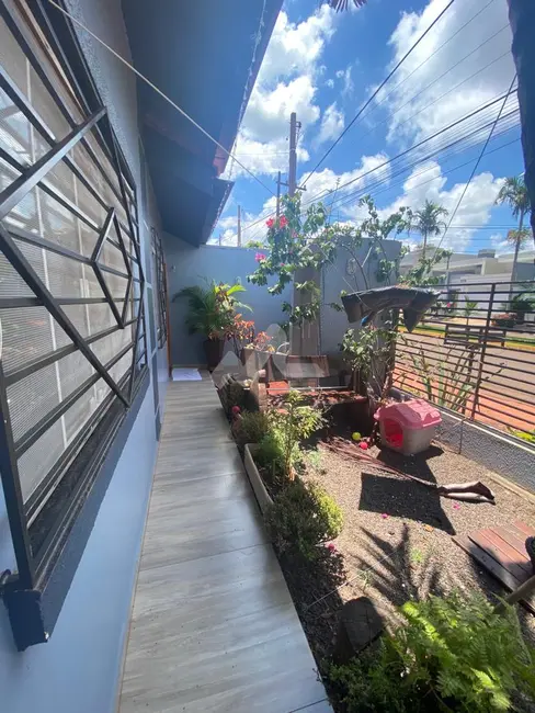 Foto 6 de Casa à venda em Jardim Gisela, Toledo - PR