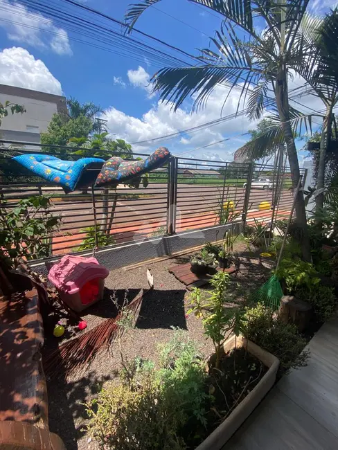 Foto 14 de Casa à venda em Jardim Gisela, Toledo - PR