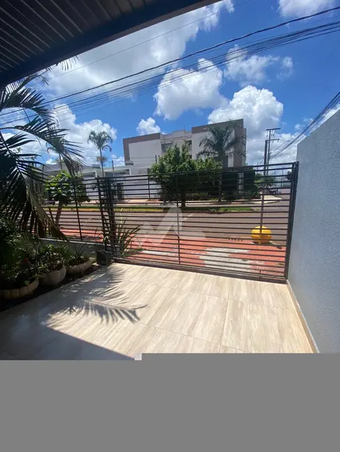 Foto 9 de Casa à venda em Jardim Gisela, Toledo - PR