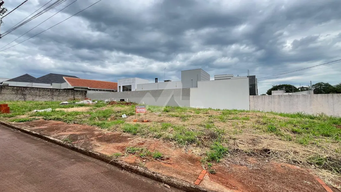 Foto 1 de Terreno / Lote à venda, 488m2 em Vila Industrial, Toledo - PR