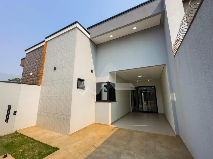 Foto 1 de Casa à venda, 130m2 em Jardim Pancera, Toledo - PR