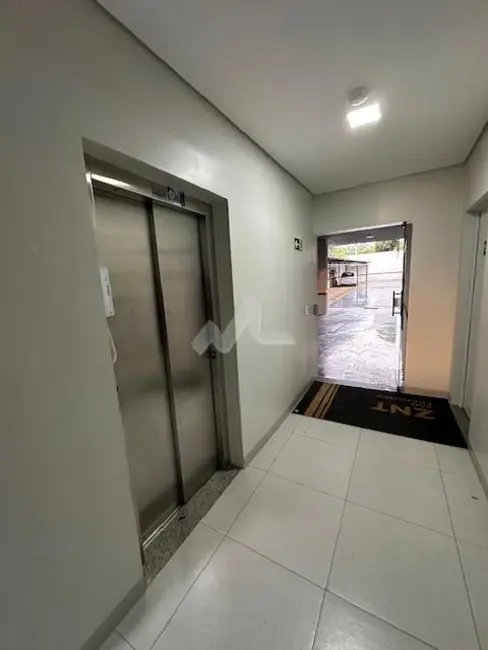 Apartamento com 2 quartos à venda, 57m2 em Jardim Porto Alegre, Toledo - PR - imagem 8 Foto 8 de Apartamento com 2 quartos à venda, 57m2 em Jardim Porto Alegre, Toledo - PR