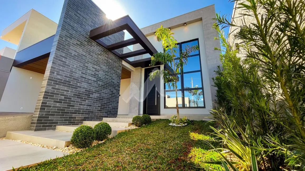 Foto 1 de Casa com 3 quartos à venda, 169m2 em Vila Becker, Toledo - PR