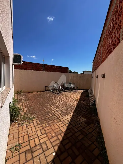 Apartamento com 2 quartos à venda em Jardim Porto Alegre, Toledo - PR - imagem 6 Foto 6 de Apartamento com 2 quartos à venda em Jardim Porto Alegre, Toledo - PR