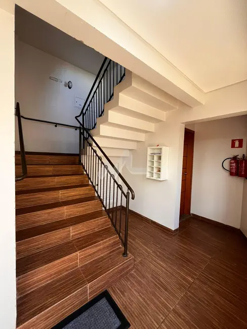 Apartamento com 2 quartos à venda em Jardim Porto Alegre, Toledo - PR - imagem 7 Foto 7 de Apartamento com 2 quartos à venda em Jardim Porto Alegre, Toledo - PR