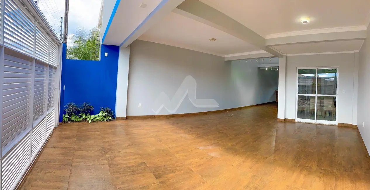 Sobrado com 2 quartos à venda, 181m2 em Jardim Gisela, Toledo - PR - imagem 6 Foto 6 de Sobrado com 2 quartos à venda, 181m2 em Jardim Gisela, Toledo - PR