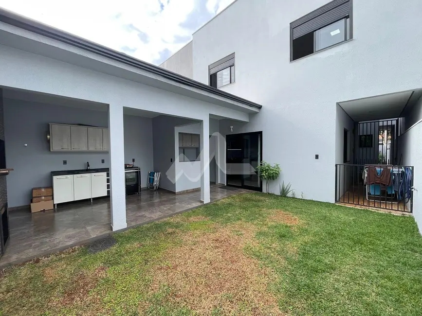 Sobrado à venda, 178m2 em Vila Industrial, Toledo - PR - imagem 8 Foto 8 de Sobrado à venda, 178m2 em Vila Industrial, Toledo - PR