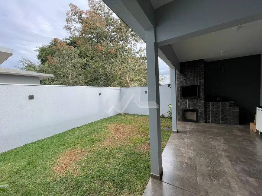 Sobrado à venda, 178m2 em Vila Industrial, Toledo - PR - imagem 6 Foto 6 de Sobrado à venda, 178m2 em Vila Industrial, Toledo - PR