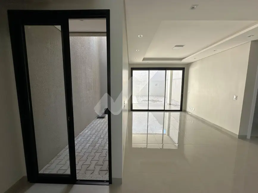 Foto 25 de Sobrado à venda, 170m2 em Jardim Gisela, Toledo - PR