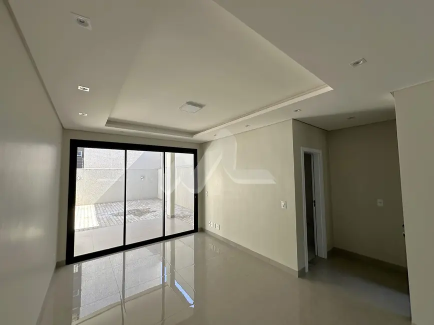 Foto 28 de Sobrado à venda, 170m2 em Jardim Gisela, Toledo - PR