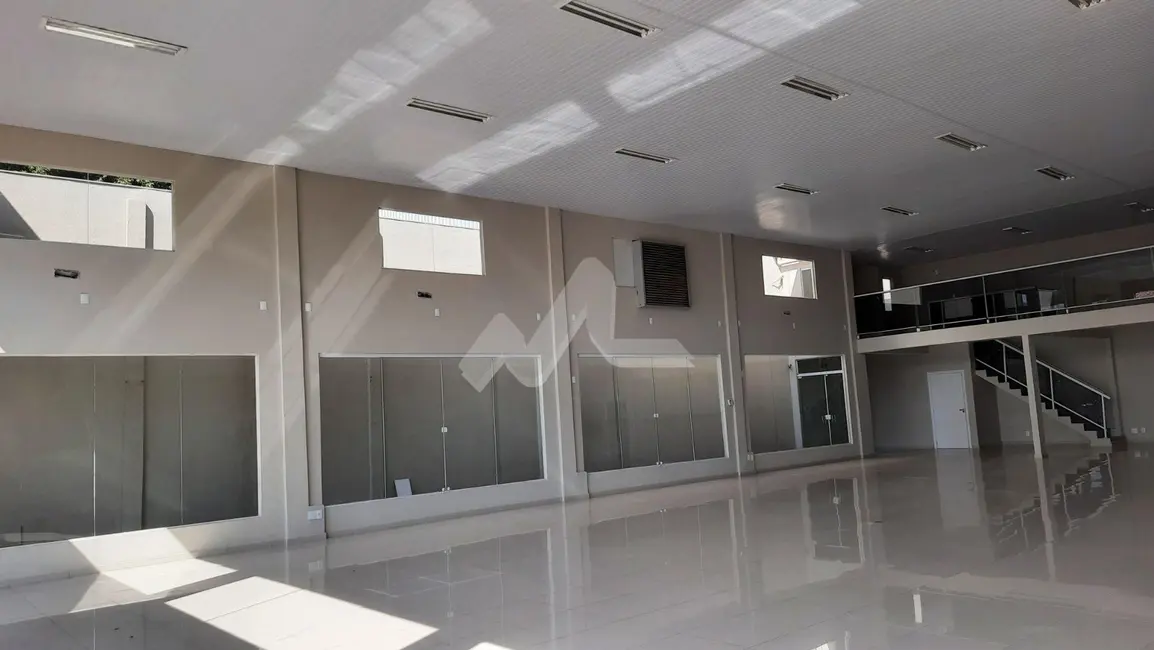 Sala Comercial à venda, 345m2 em Centro, Toledo - PR - imagem 9 Foto 9 de Sala Comercial à venda, 345m2 em Centro, Toledo - PR