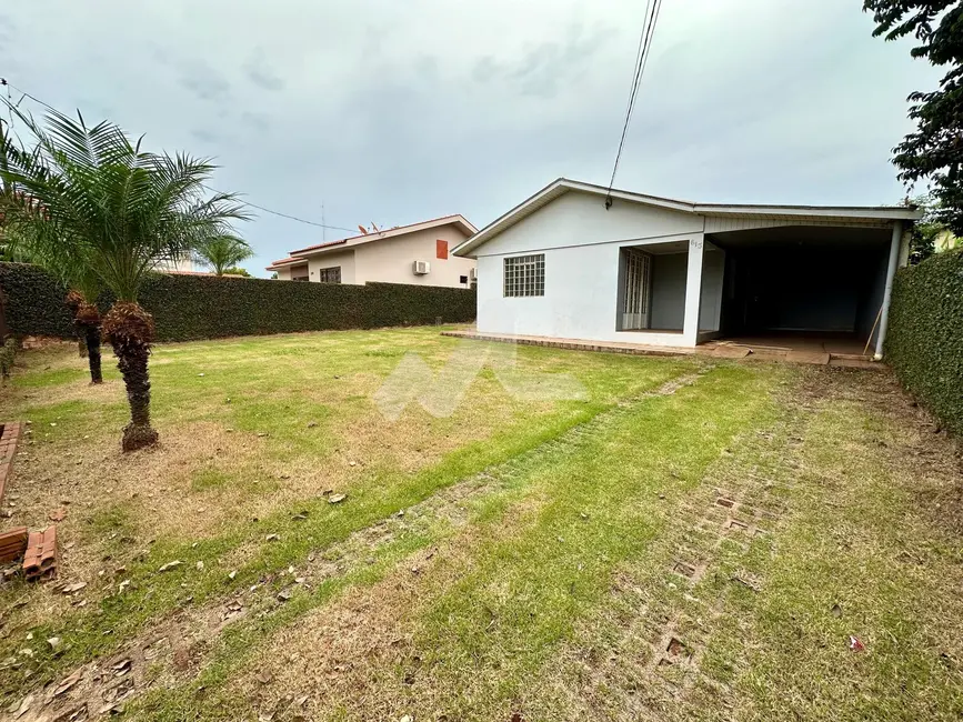 Foto 2 de Casa com 3 quartos à venda, 137m2 em Vila Becker, Toledo - PR