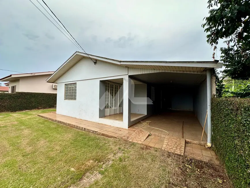 Casa com 3 quartos à venda, 137m2 em Vila Becker, Toledo - PR - imagem 3 Foto 3 de Casa com 3 quartos à venda, 137m2 em Vila Becker, Toledo - PR