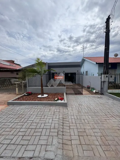 Casa com 2 quartos à venda, 60m2 em Vila Pioneiro, Toledo - PR - imagem 1 Foto 1 de Casa com 2 quartos à venda, 60m2 em Vila Pioneiro, Toledo - PR