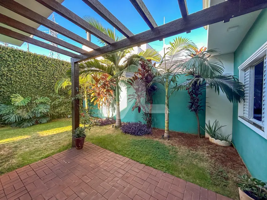 Foto 9 de Casa com 1 quarto à venda, 204m2 em Jardim Pancera, Toledo - PR