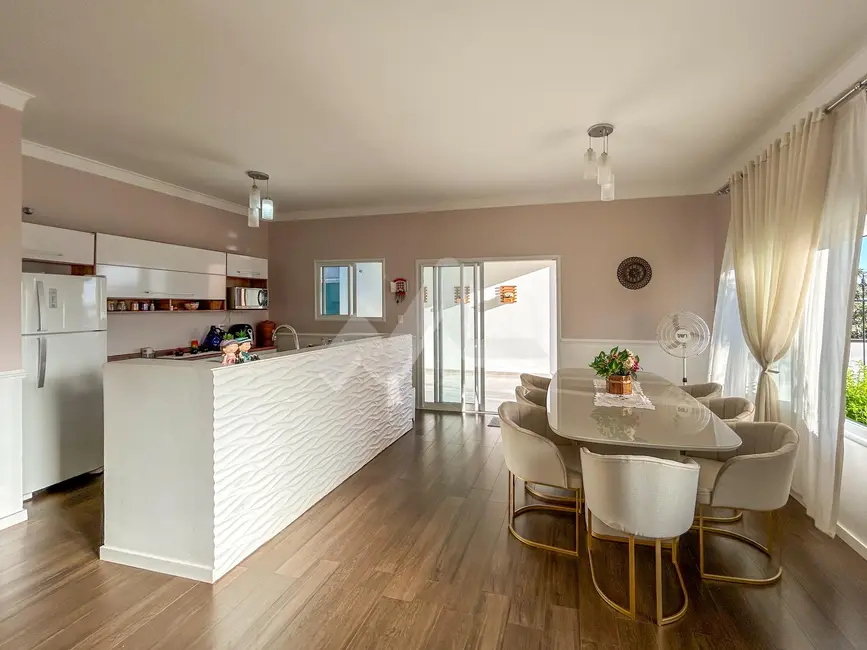 Foto 4 de Casa com 1 quarto à venda, 204m2 em Jardim Pancera, Toledo - PR