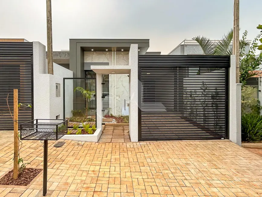 Casa com 2 quartos à venda, 100m2 em Jardim Concórdia, Toledo - PR - imagem 3 Foto 3 de Casa com 2 quartos à venda, 100m2 em Jardim Concórdia, Toledo - PR