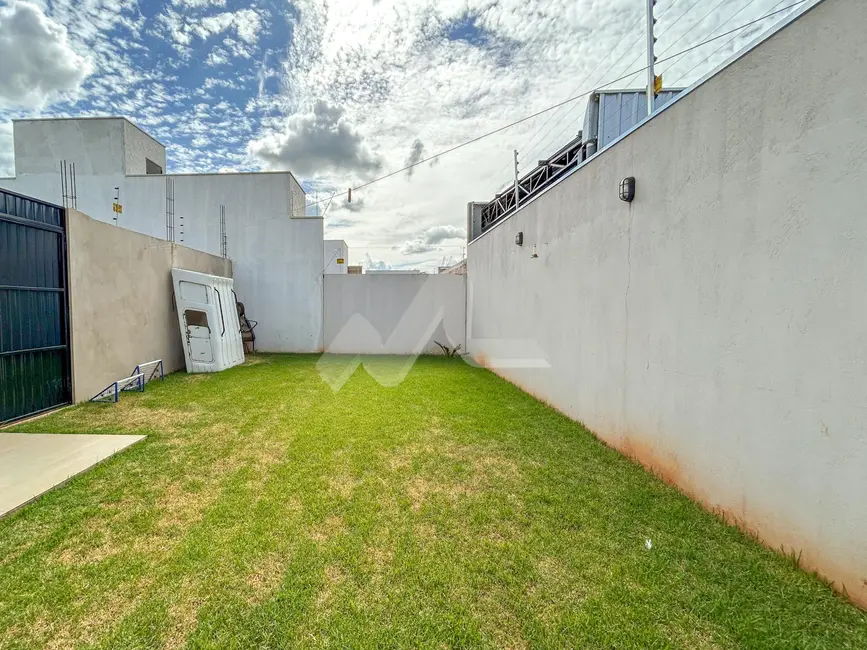 Casa com 2 quartos à venda, 125m2 em Vila Industrial, Toledo - PR - imagem 9 Foto 9 de Casa com 2 quartos à venda, 125m2 em Vila Industrial, Toledo - PR