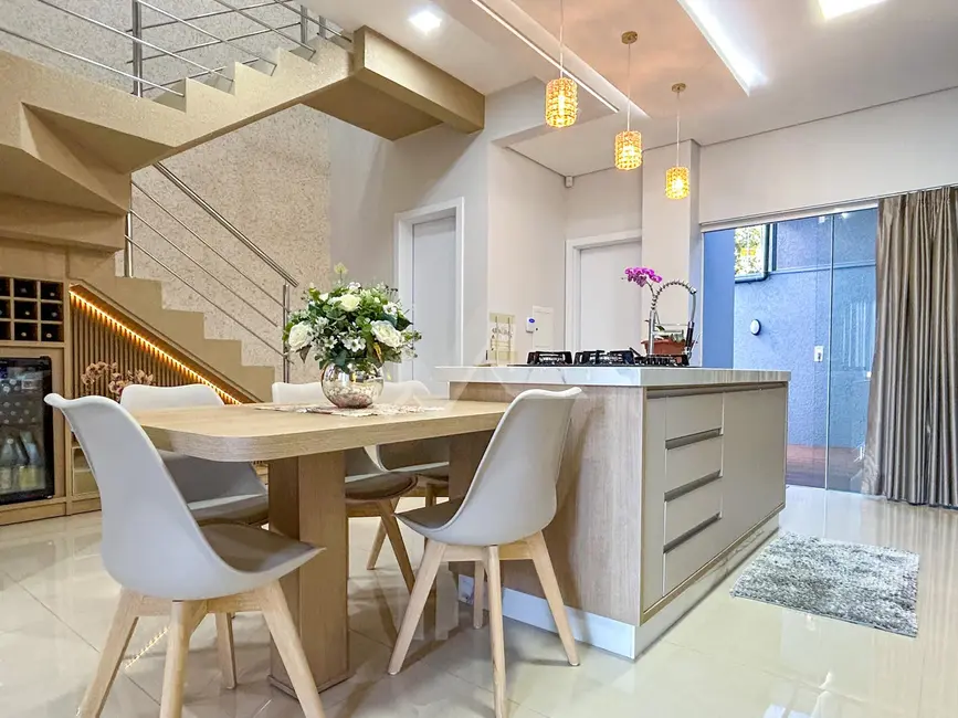 Foto 9 de Sobrado com 2 quartos à venda, 110m2 em Jardim Concórdia, Toledo - PR