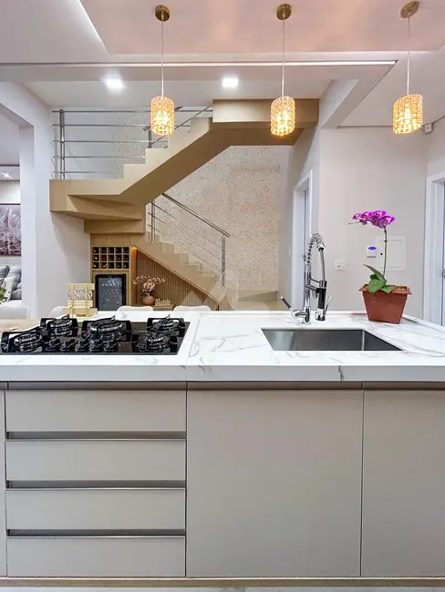 Foto 8 de Sobrado com 2 quartos à venda, 110m2 em Jardim Concórdia, Toledo - PR