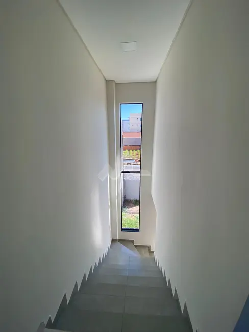 Sobrado com 2 quartos à venda, 99m2 em Vila Industrial, Toledo - PR - imagem 4 Foto 4 de Sobrado com 2 quartos à venda, 99m2 em Vila Industrial, Toledo - PR