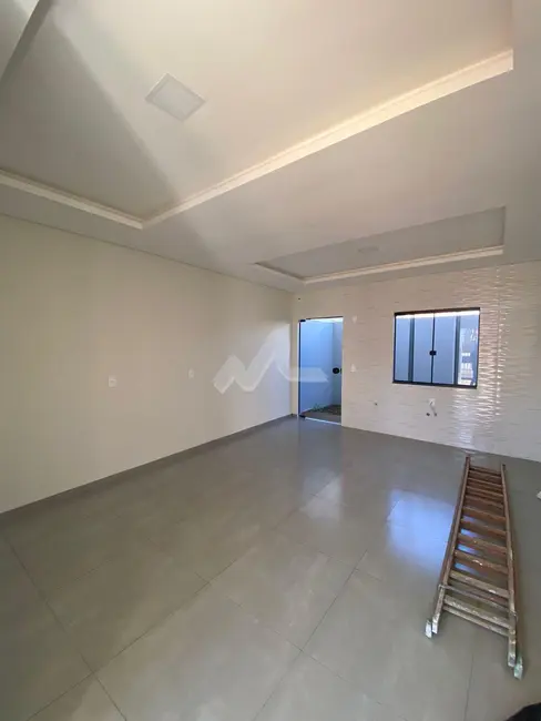 Sobrado com 2 quartos à venda, 99m2 em Vila Industrial, Toledo - PR - imagem 2 Foto 2 de Sobrado com 2 quartos à venda, 99m2 em Vila Industrial, Toledo - PR