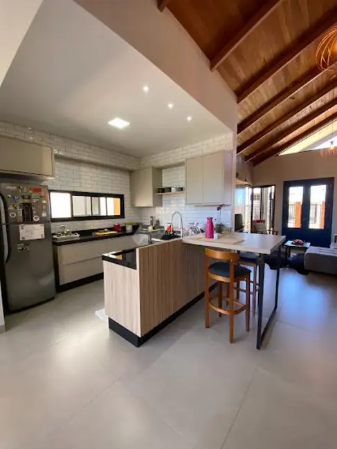 Foto 8 de Casa com 2 quartos à venda, 180m2 em Tocantins, Toledo - PR