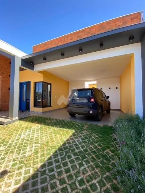 Foto 4 de Casa com 2 quartos à venda, 180m2 em Tocantins, Toledo - PR