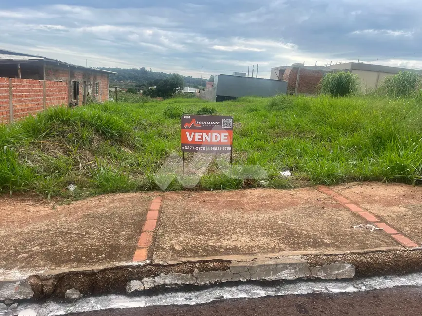 Foto 1 de Terreno / Lote à venda, 495m2 em Jardim Europa, Toledo - PR