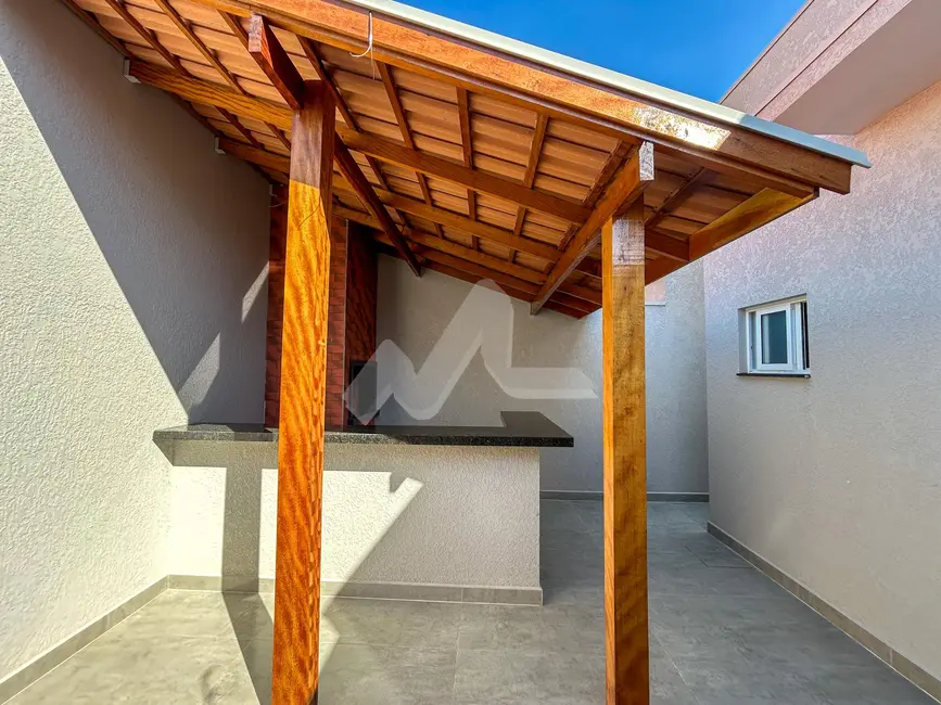 Casa com 2 quartos à venda, 111m2 em Jardim Gisela, Toledo - PR - imagem 6 Foto 6 de Casa com 2 quartos à venda, 111m2 em Jardim Gisela, Toledo - PR