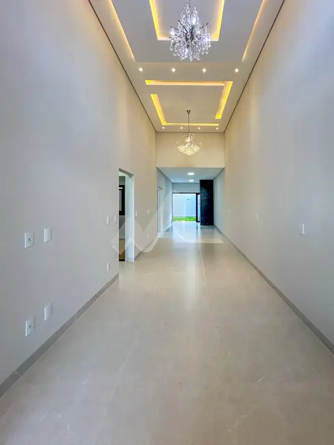 Foto 2 de Casa com 2 quartos à venda, 115m2 em Vila Becker, Toledo - PR