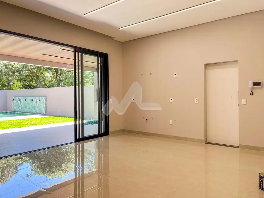 Casa com 1 quarto à venda, 230m2 em Vila Industrial, Toledo - PR - imagem 6 Foto 6 de Casa com 1 quarto à venda, 230m2 em Vila Industrial, Toledo - PR