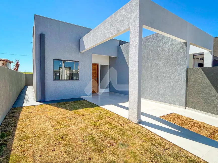 Foto 1 de Casa com 2 quartos à venda, 57m2 em Jardim Panorama, Toledo - PR