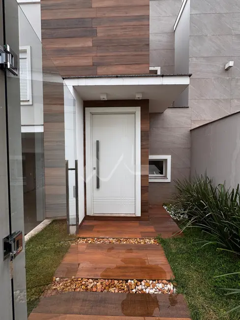 Sobrado com 2 quartos para alugar, 150m2 em Tocantins, Toledo - PR - imagem 4 Foto 4 de Sobrado com 2 quartos para alugar, 150m2 em Tocantins, Toledo - PR