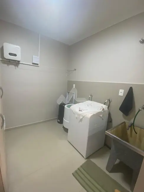Casa com 2 quartos à venda, 140m2 em Vila Industrial, Toledo - PR - imagem 5 Foto 5 de Casa com 2 quartos à venda, 140m2 em Vila Industrial, Toledo - PR
