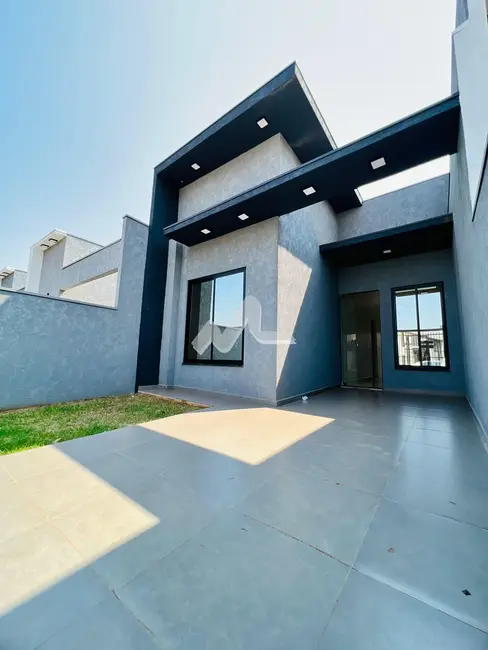 Foto 2 de Casa com 2 quartos à venda, 54m2 em Pinheirinho, Toledo - PR