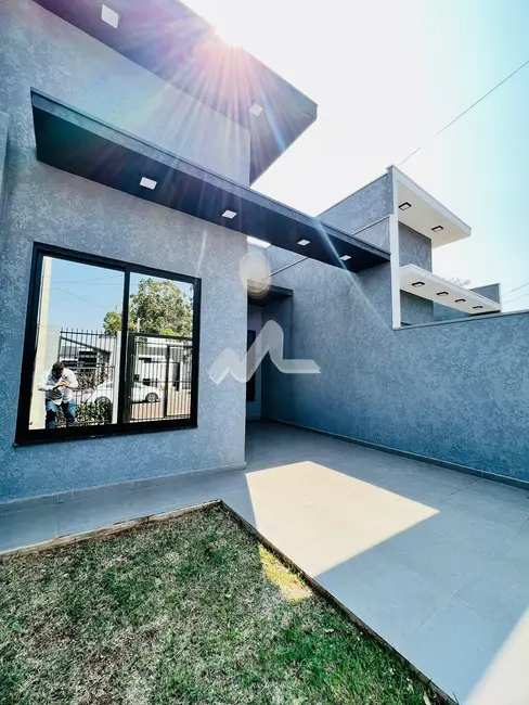 Casa com 2 quartos à venda, 54m2 em Pinheirinho, Toledo - PR - imagem 3 Foto 3 de Casa com 2 quartos à venda, 54m2 em Pinheirinho, Toledo - PR