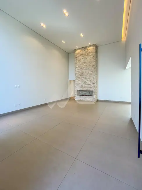 Casa com 3 quartos à venda, 235m2 em Tocantins, Toledo - PR - imagem 6 Foto 6 de Casa com 3 quartos à venda, 235m2 em Tocantins, Toledo - PR