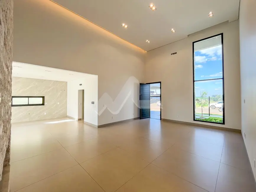 Casa com 3 quartos à venda, 235m2 em Tocantins, Toledo - PR - imagem 7 Foto 7 de Casa com 3 quartos à venda, 235m2 em Tocantins, Toledo - PR